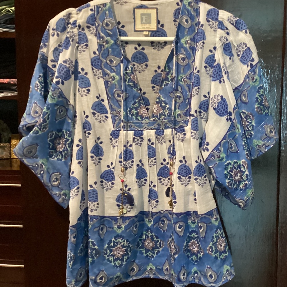 Bell by Alicia blouse size medium